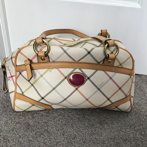 Coach Handbags - Authentic coach purse